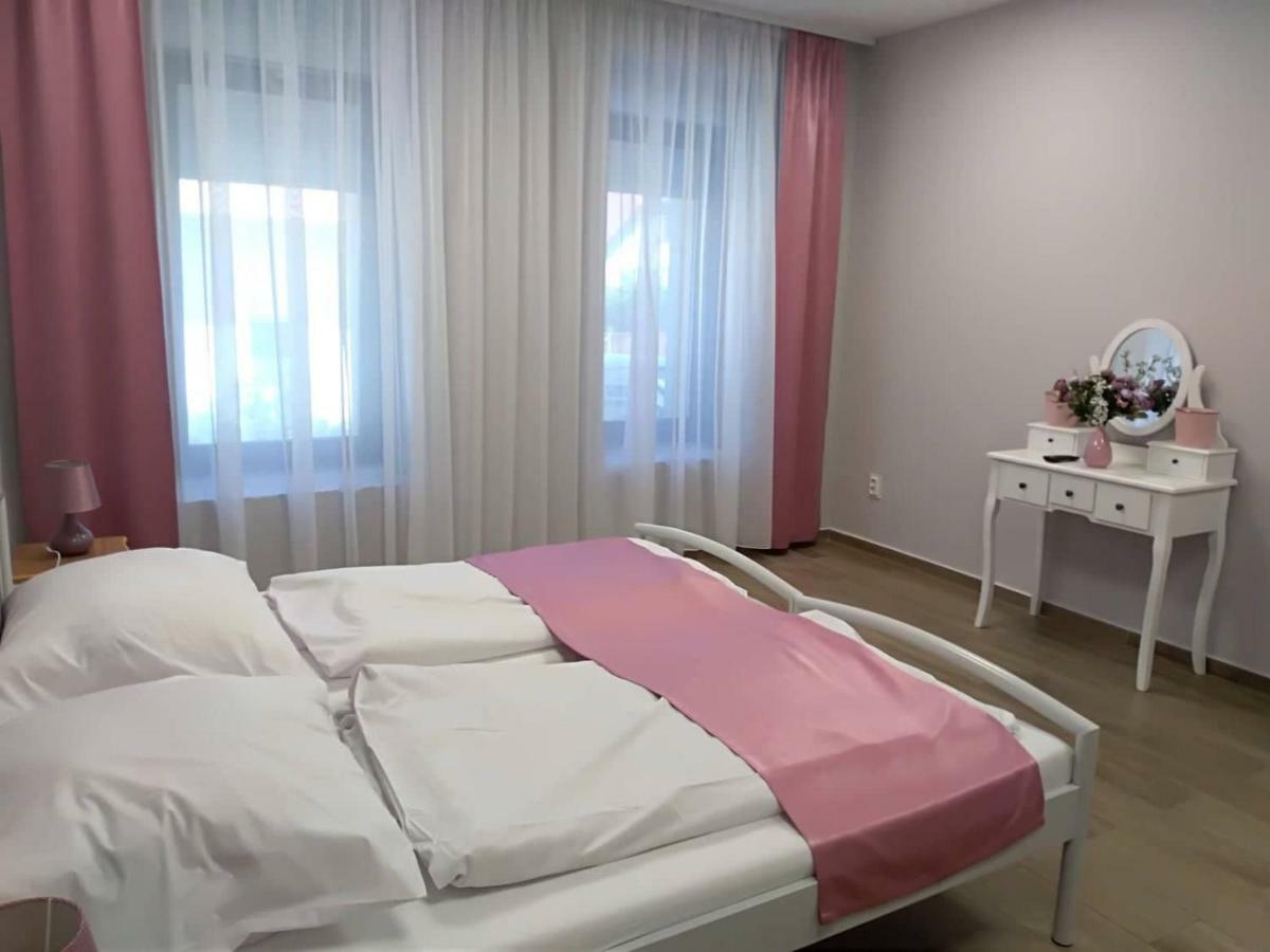 Hotel Alma Vendeghaz Veszprém Exteriér fotografie